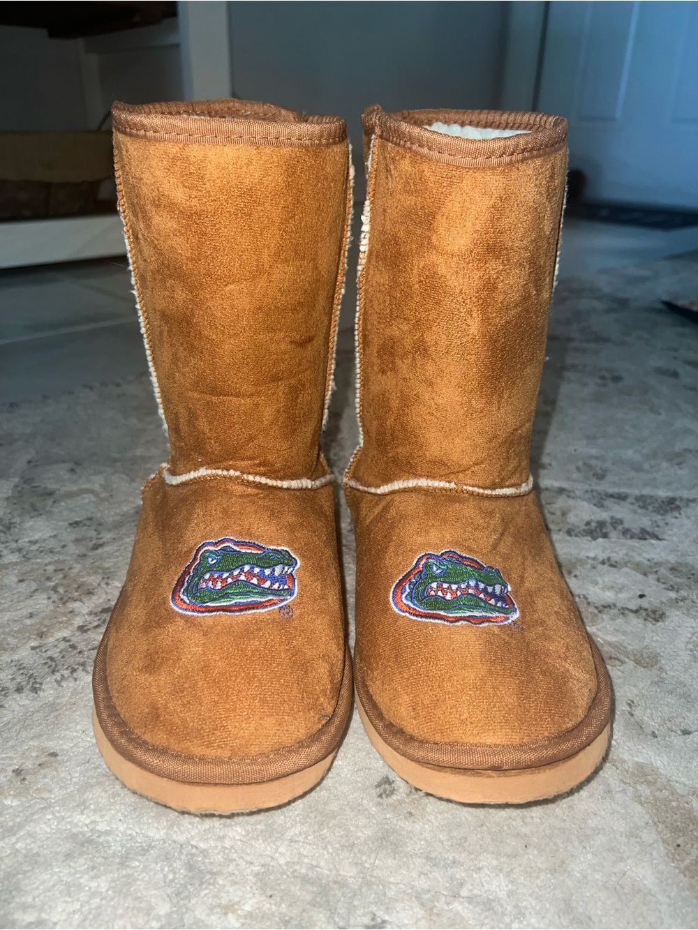 Woman’s Florida Gators Logo Faux Ugg Boots